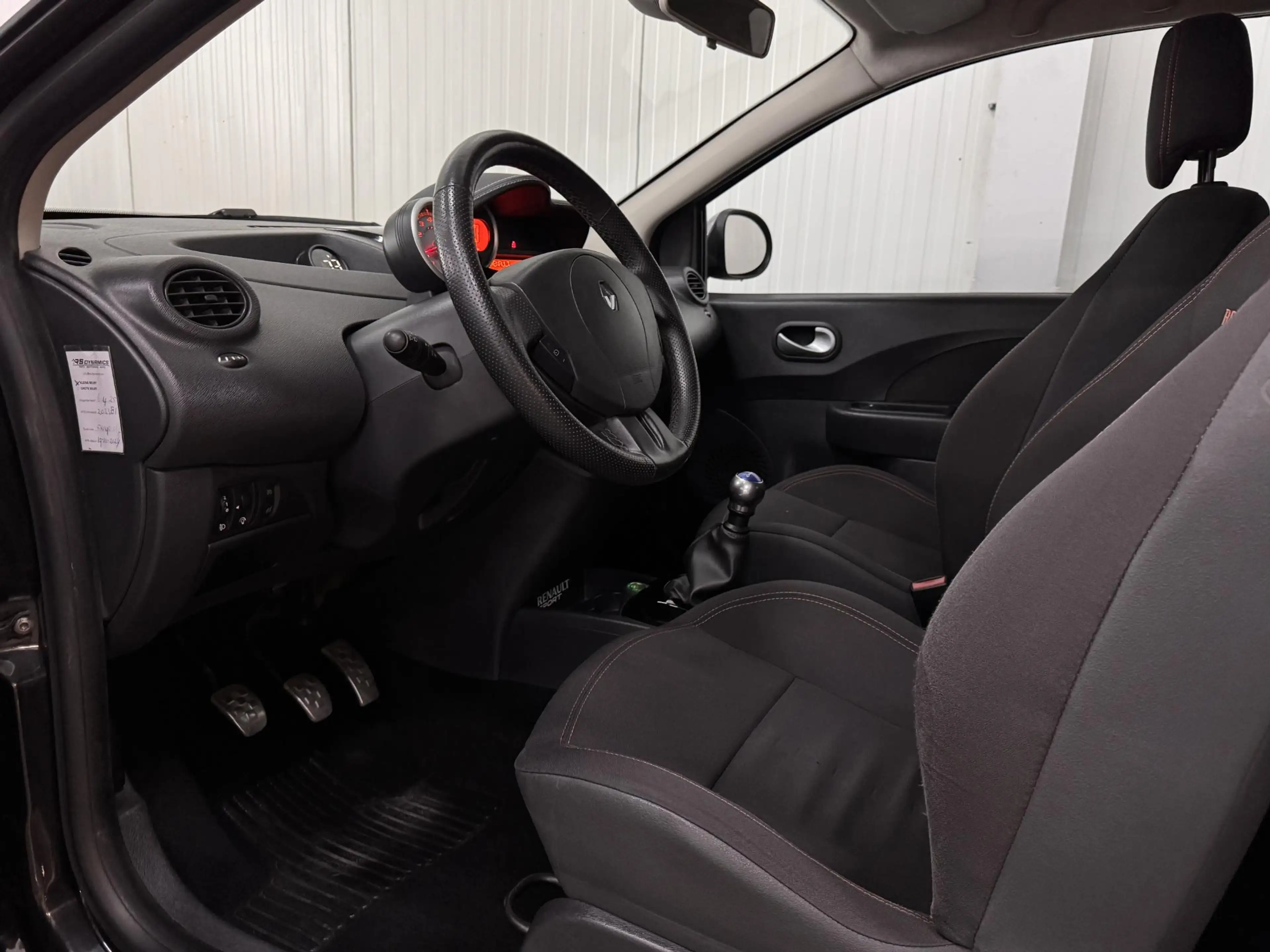 Renault Twingo 1.6 16V RS ORIGINELE-NED.-AUTO VOL.-ONDERH. AIRCO — photo 8
