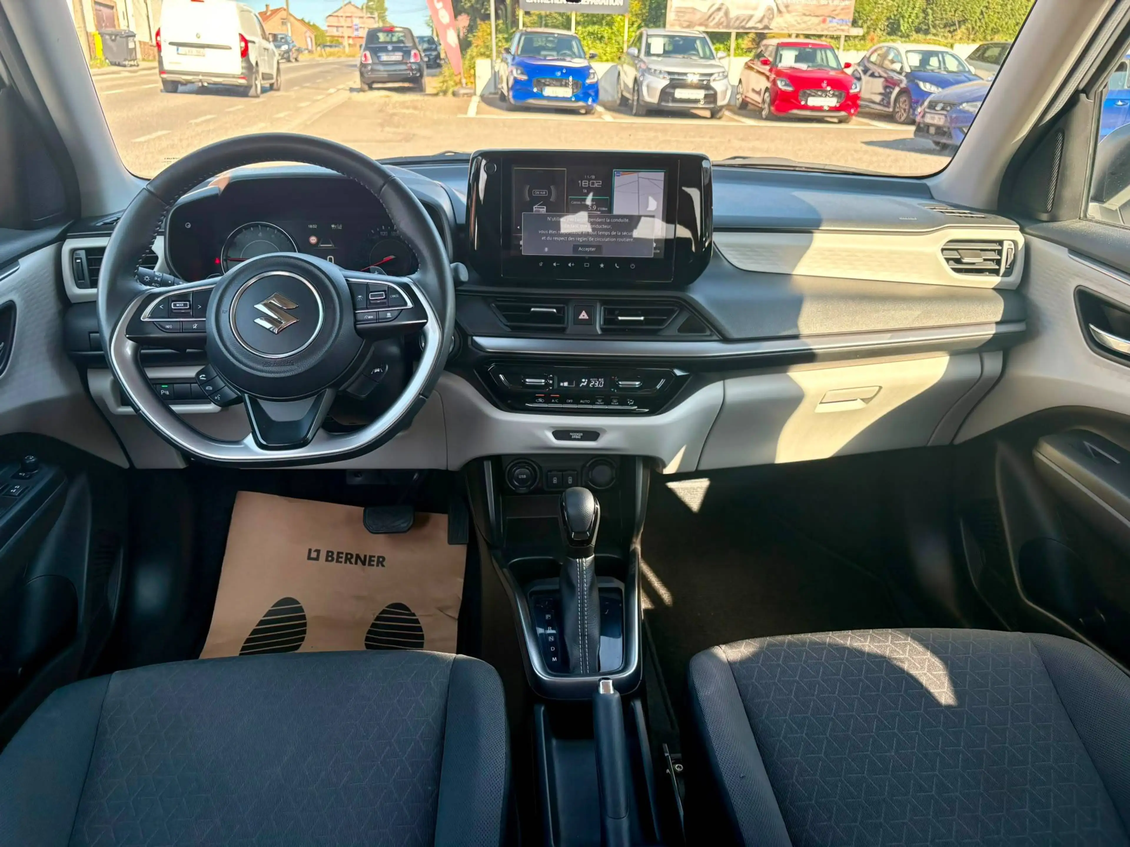 Suzuki Swift Swift 1.2i MHEV 12V GLX CVT - BOITE AUTO / GARANTIE 10/2031 — photo 10