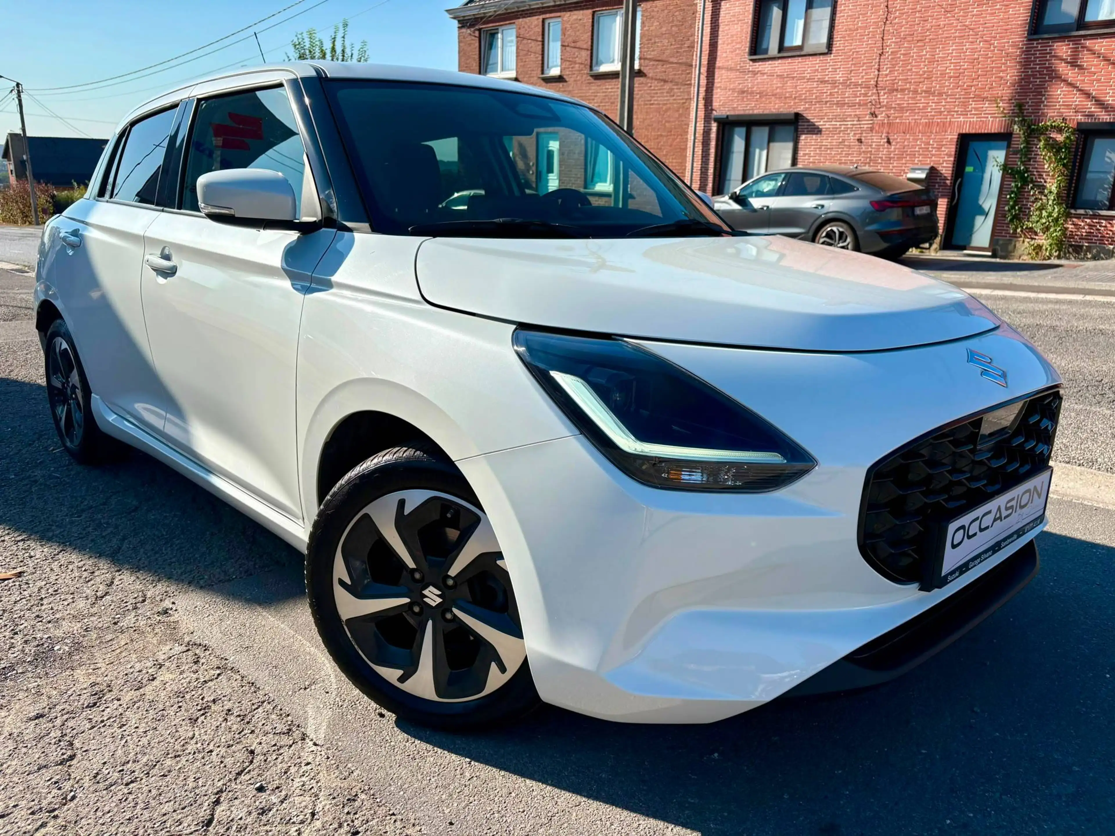 Suzuki Swift Swift 1.2i MHEV 12V GLX CVT - BOITE AUTO / GARANTIE 10/2031 — photo 4