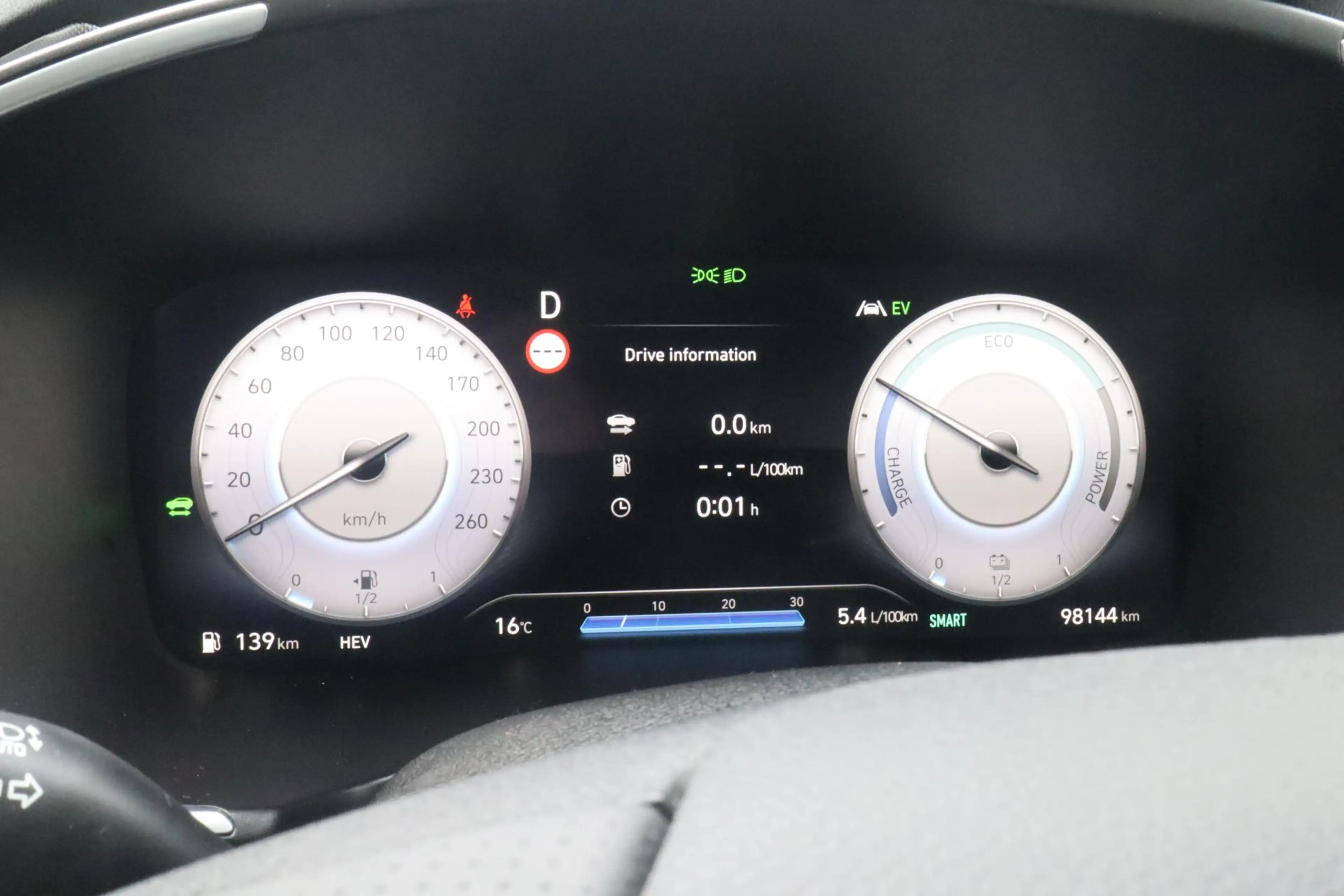 Hyundai SANTA FE 1.6 T-GDI PHEV Premium | 7 zitplaatsen | Camera | — photo 4