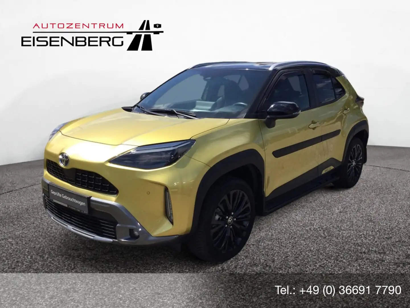 Toyota Yaris Cross 1.5 Hybrid AWD-i Adventure HUD Gelb - 1