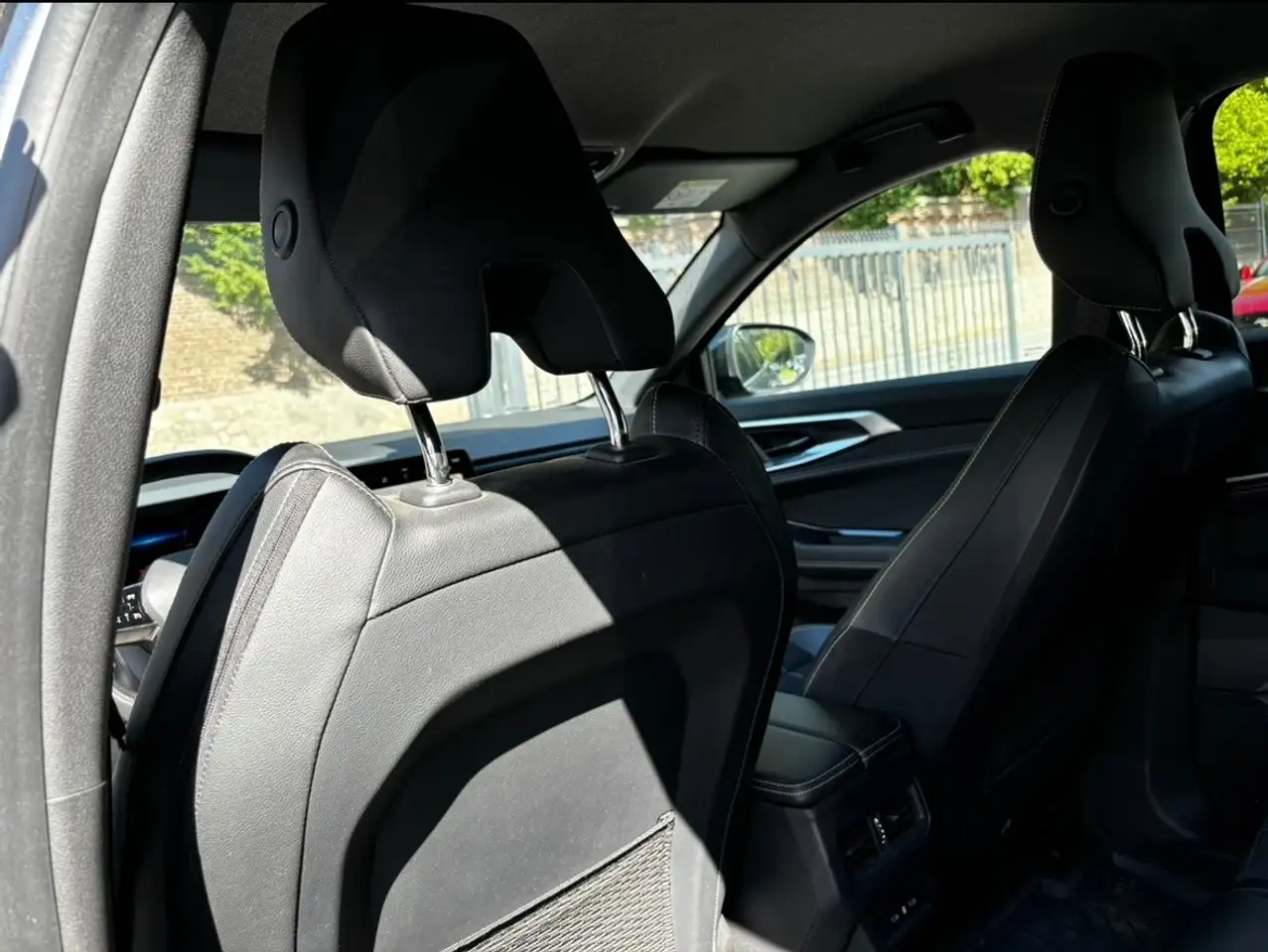 Renault Austral 1.3 TCe MHEV TECHNO * GARANTIE RENAULT 2029 * ÉTAT SHOWROOM, миниатюра 15
