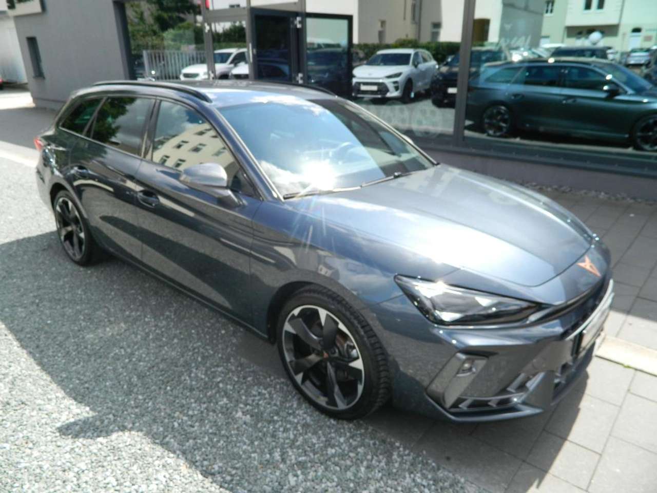 Cupra Leon — Cupra Leon SP 2.0 TDI DSG Sitzheiz/AHK/Navi/IntelligentD/Allwetter
