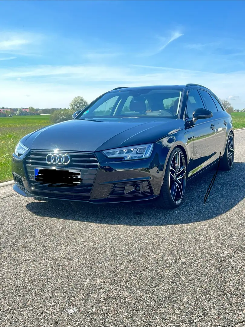 Audi A4 design Schwarz - 1