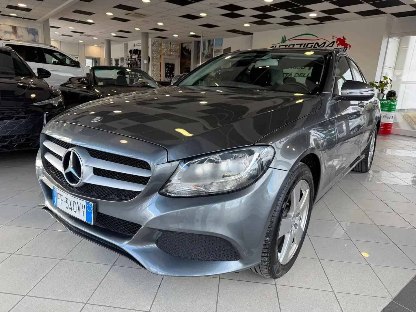 Mercedes-Benz C 180 Classe C-W205 2014 Berlina d (bt) Sport auto Grigio - 1