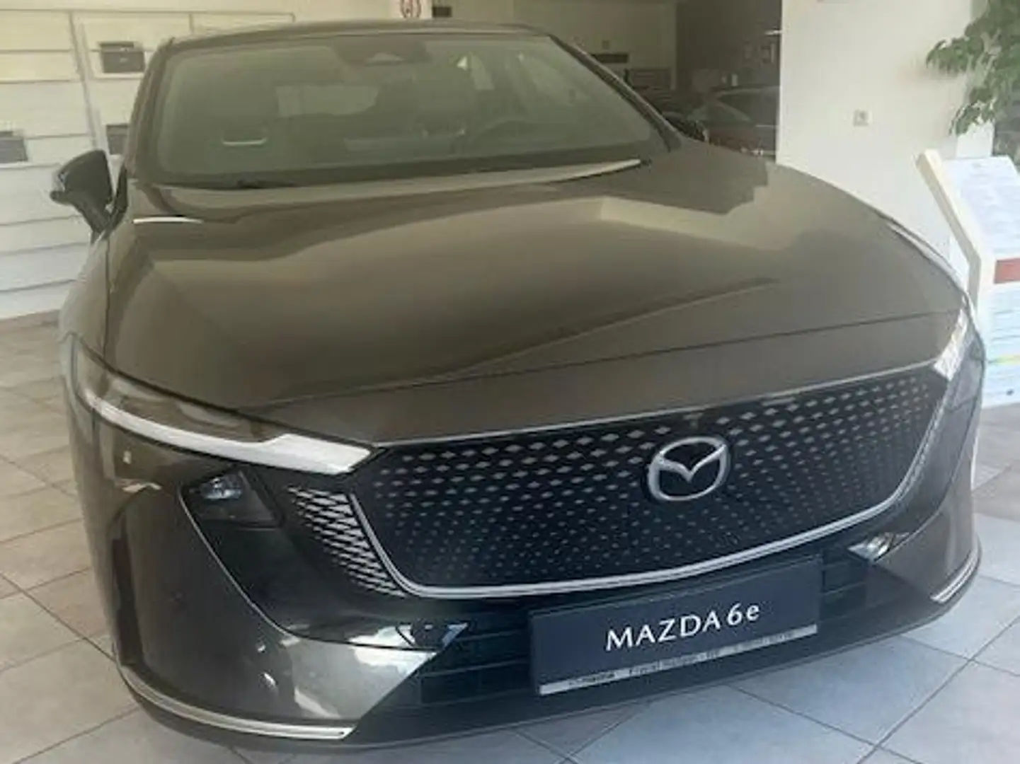 Mazda 6e Takumi Grau - 1