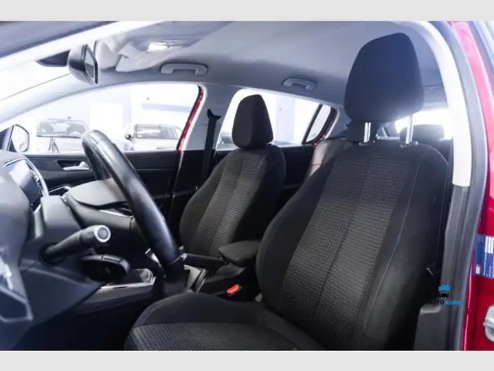 Peugeot 308 2020, foto 25