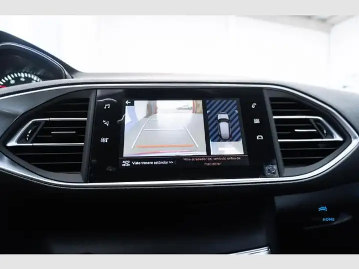 Peugeot 308 2020, foto 21