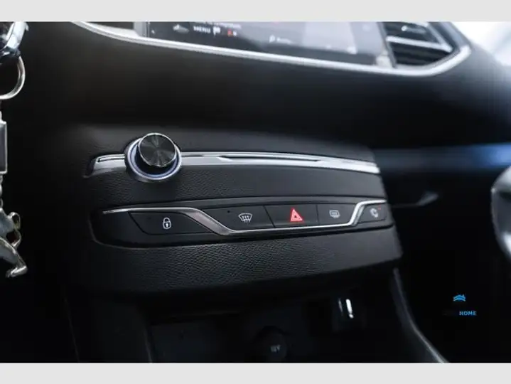 Peugeot 308 2020, foto 23
