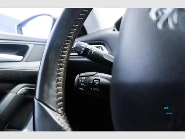 Peugeot 308 2020, foto 16