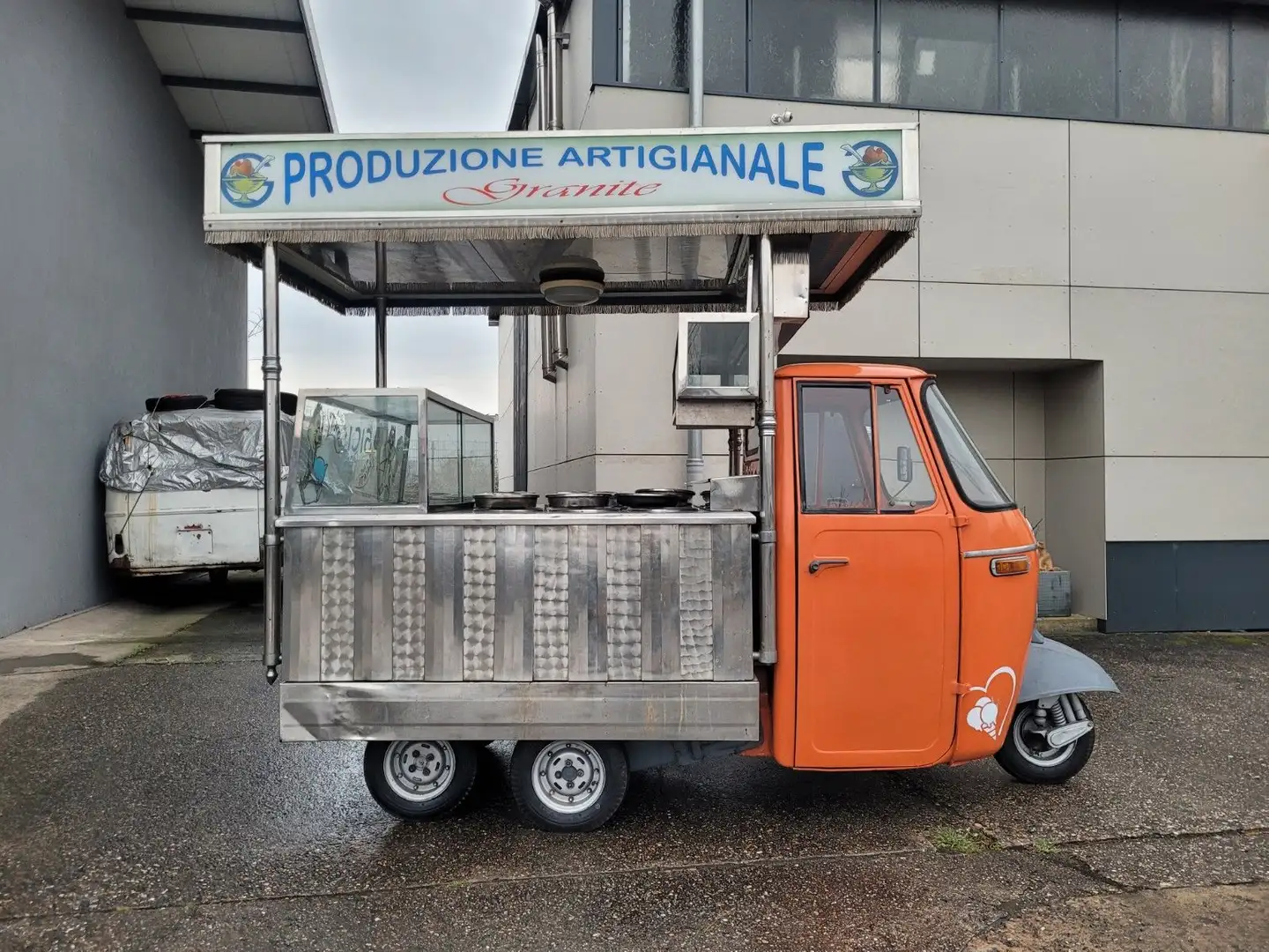 Piaggio Ape Eiswagen Foodtruck Pomarańczowy - 2