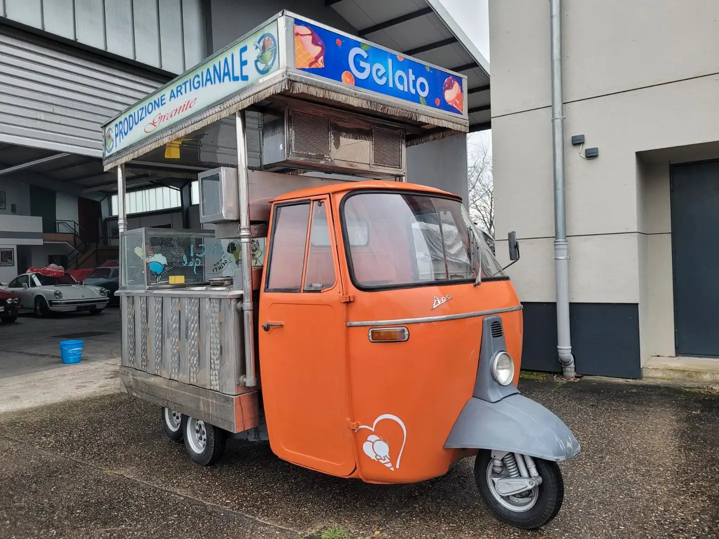 Piaggio Ape Eiswagen Foodtruck Orange - 1