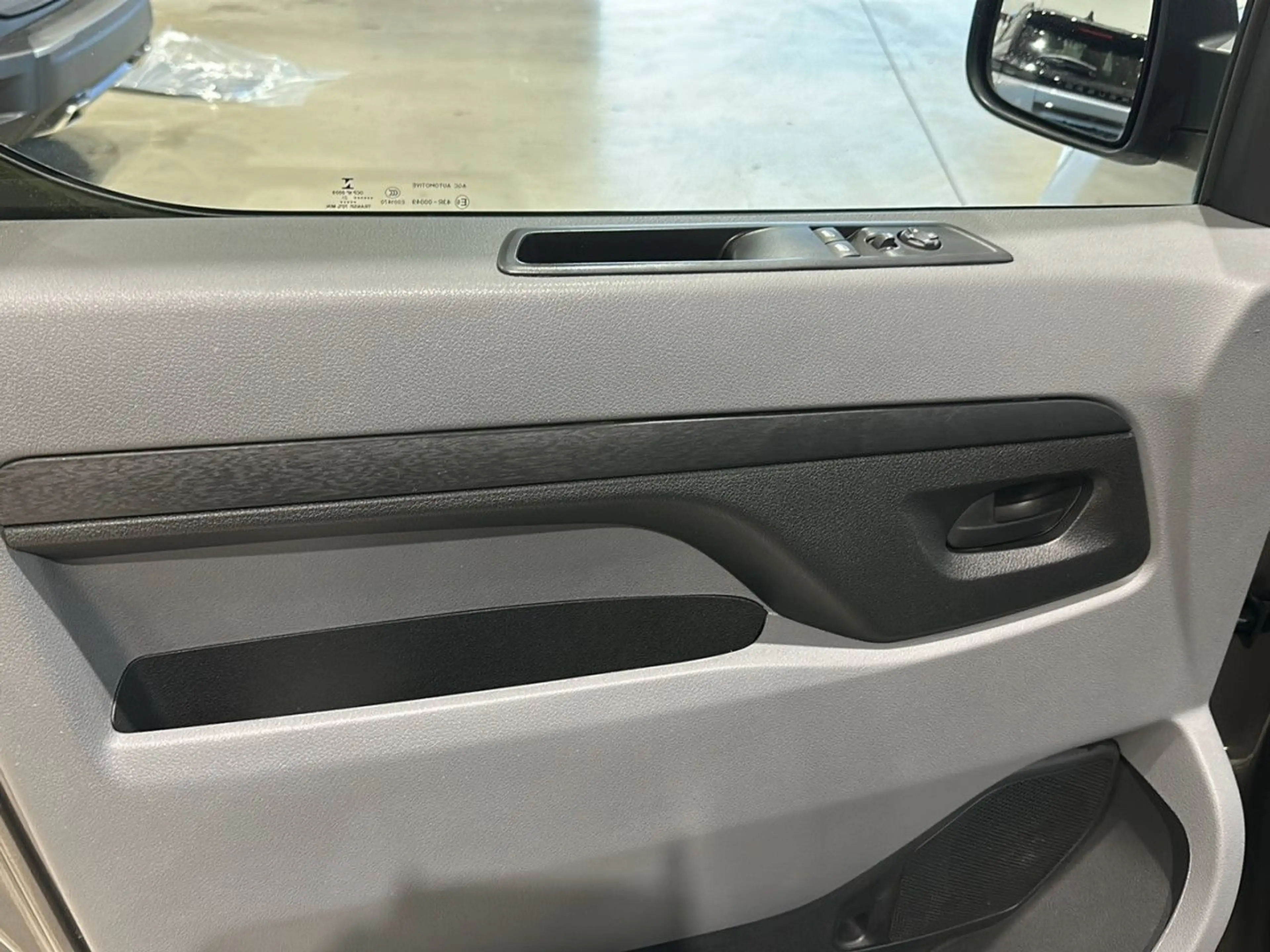 Peugeot Expert L1 AHK / 8-fach bereift Bluetooth Klima — photo 8
