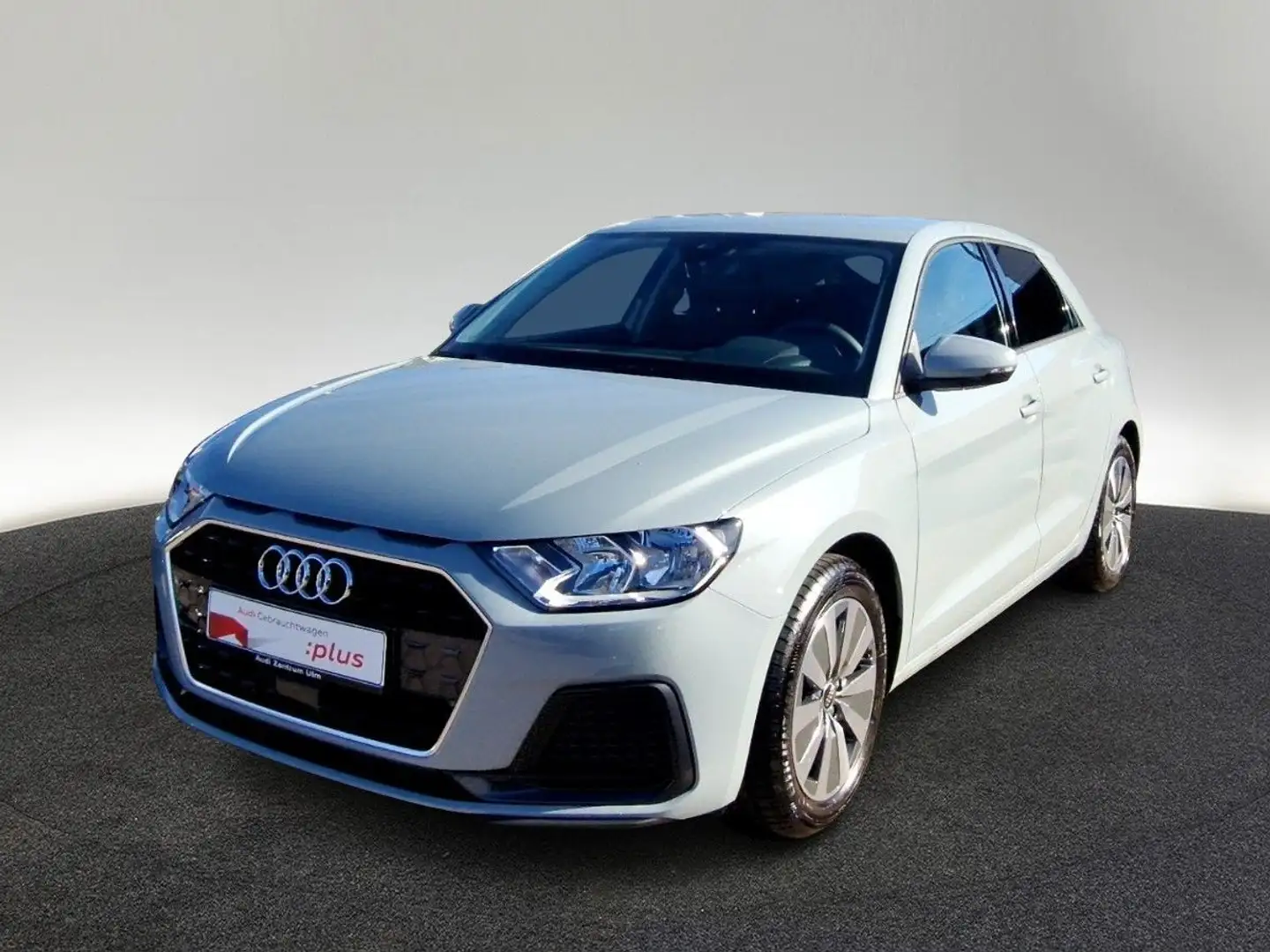 Audi A1 advanced 30 TFSI ALU KLIMAAUT SHZ Grau - 2