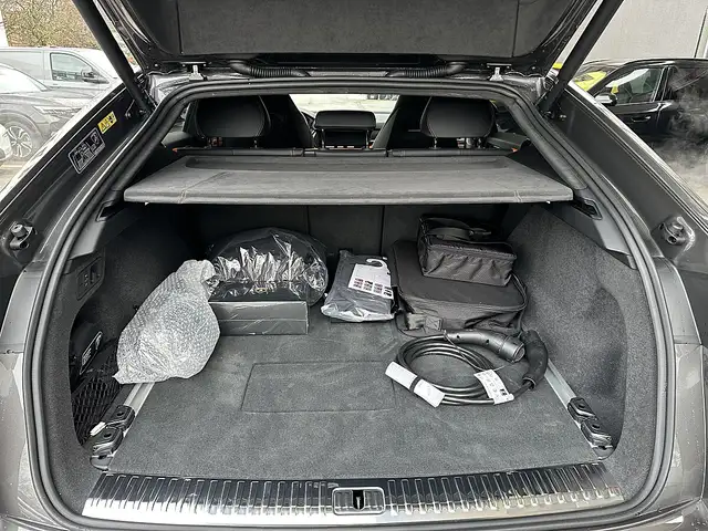 Lamborghini Urus URUS SE Aut. Ansicht 16