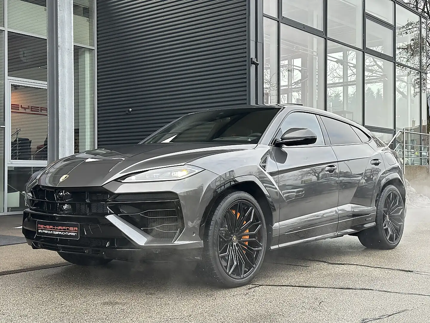 Lamborghini Urus URUS SE Aut. Grau - 2