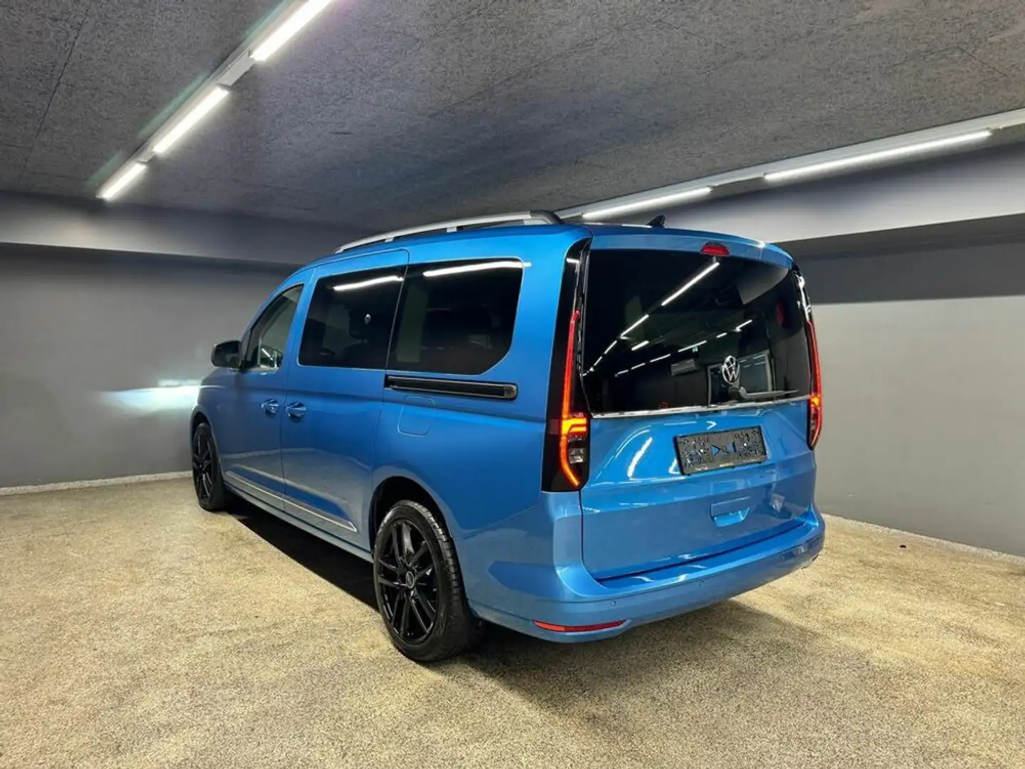 Volkswagen Caddy Style Maxi Bleu - 2