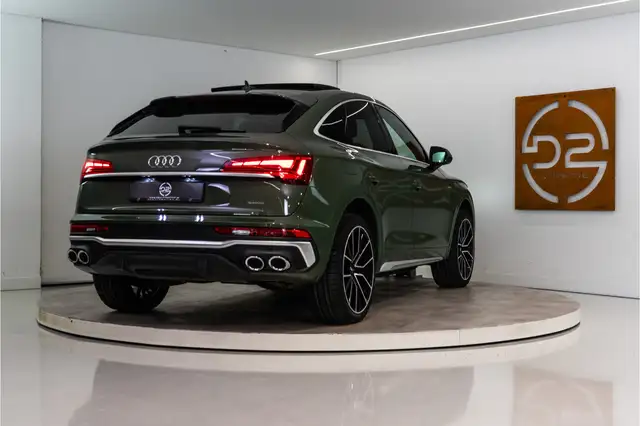 Audi Q5 view 5