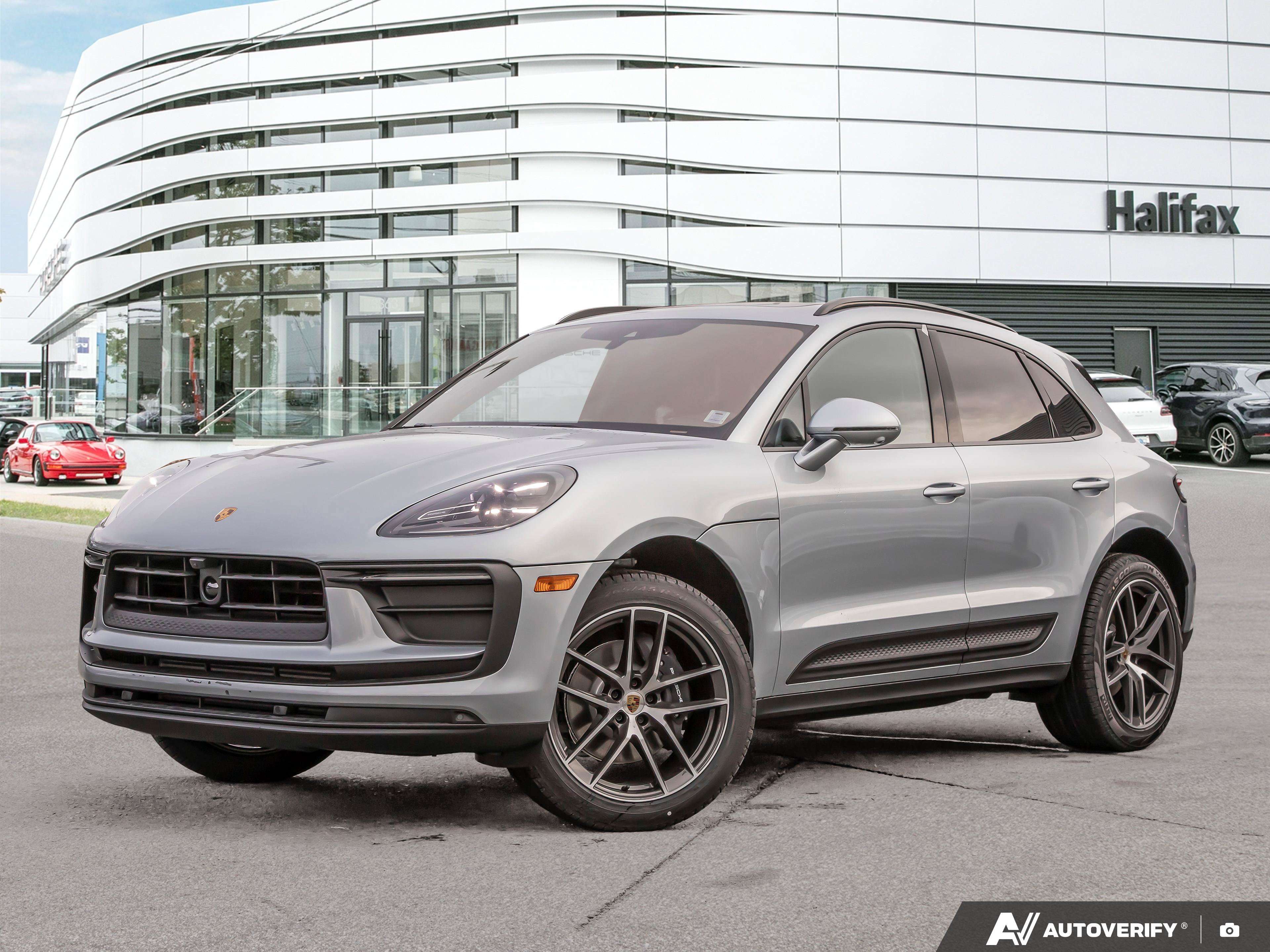 2026 Porsche Macan BASE