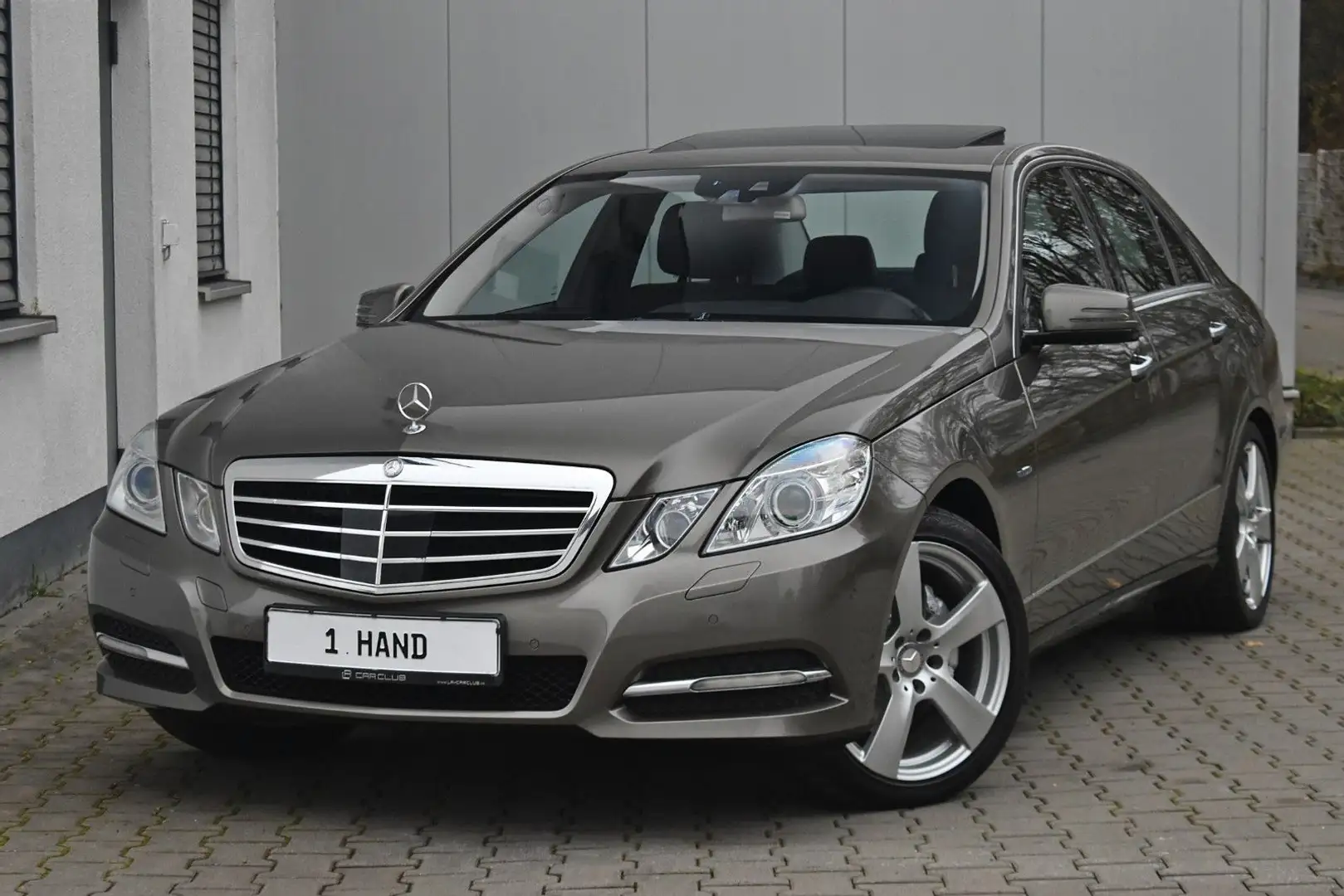 Mercedes-Benz E 350 Avantgarde! Massage! Night Vision! 1.Hand! Grau - 2