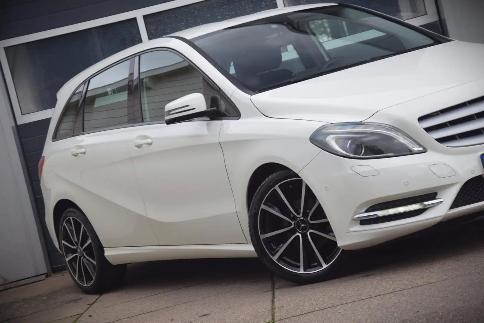 Mercedes-Benz B 180 Ambition 1e EIGENAAR/BI-XENON/CRUISE CONTROL Bianco - 2