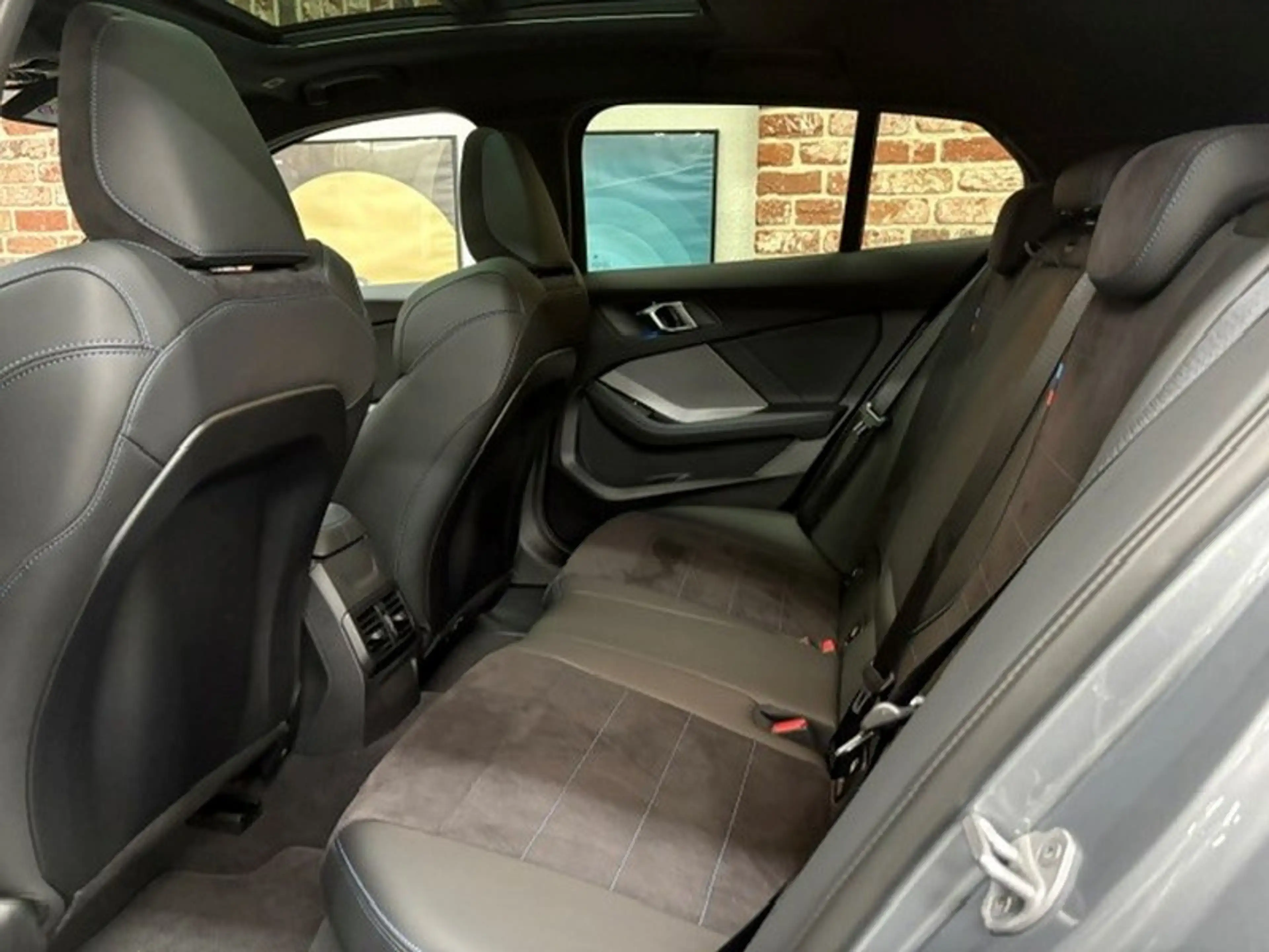 BMW 135 M135iA 2.0 301cv Auto xDrive M-SPORT(New Model) — photo 6