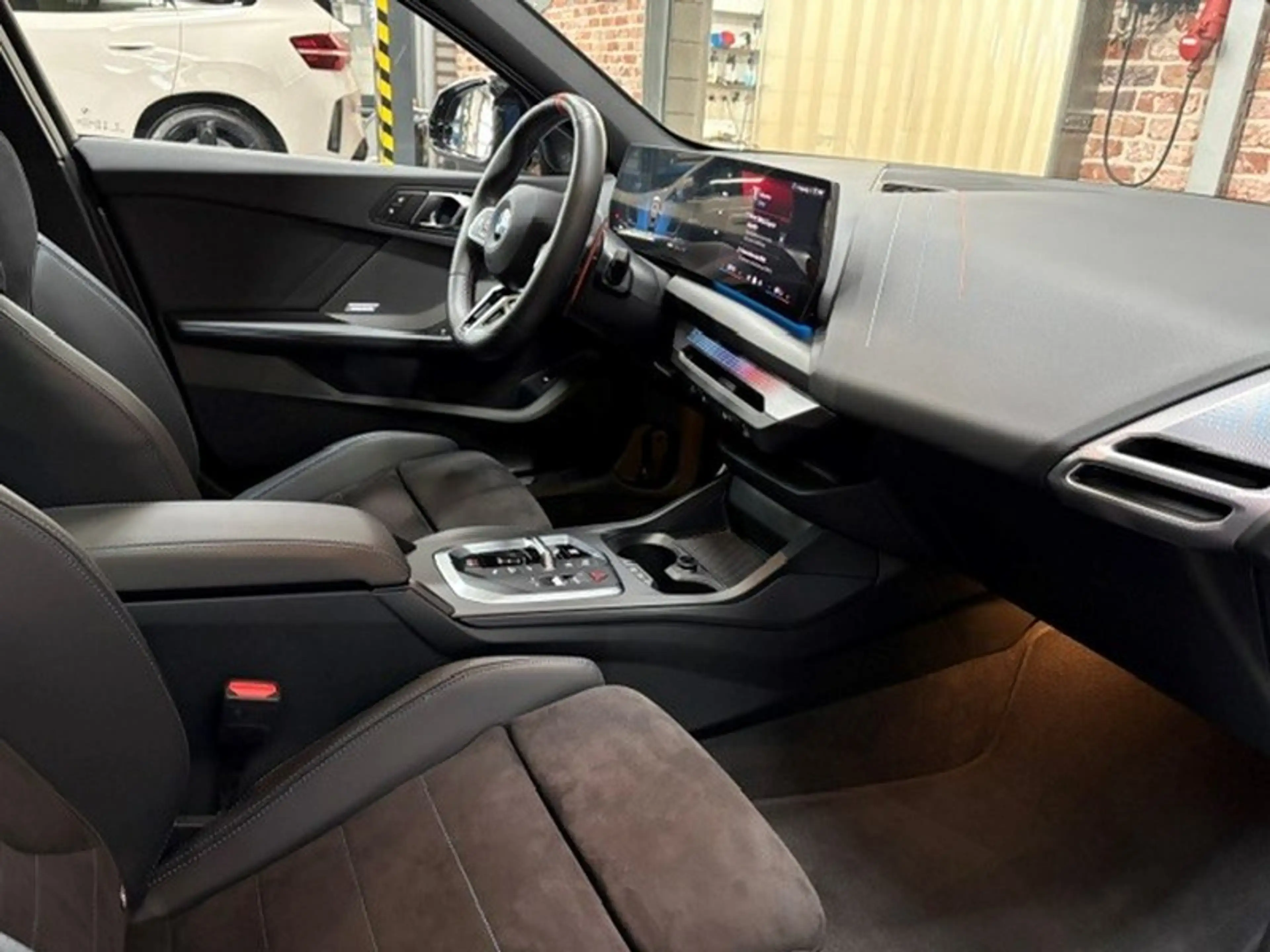BMW 135 M135iA 2.0 301cv Auto xDrive M-SPORT(New Model) — photo 8