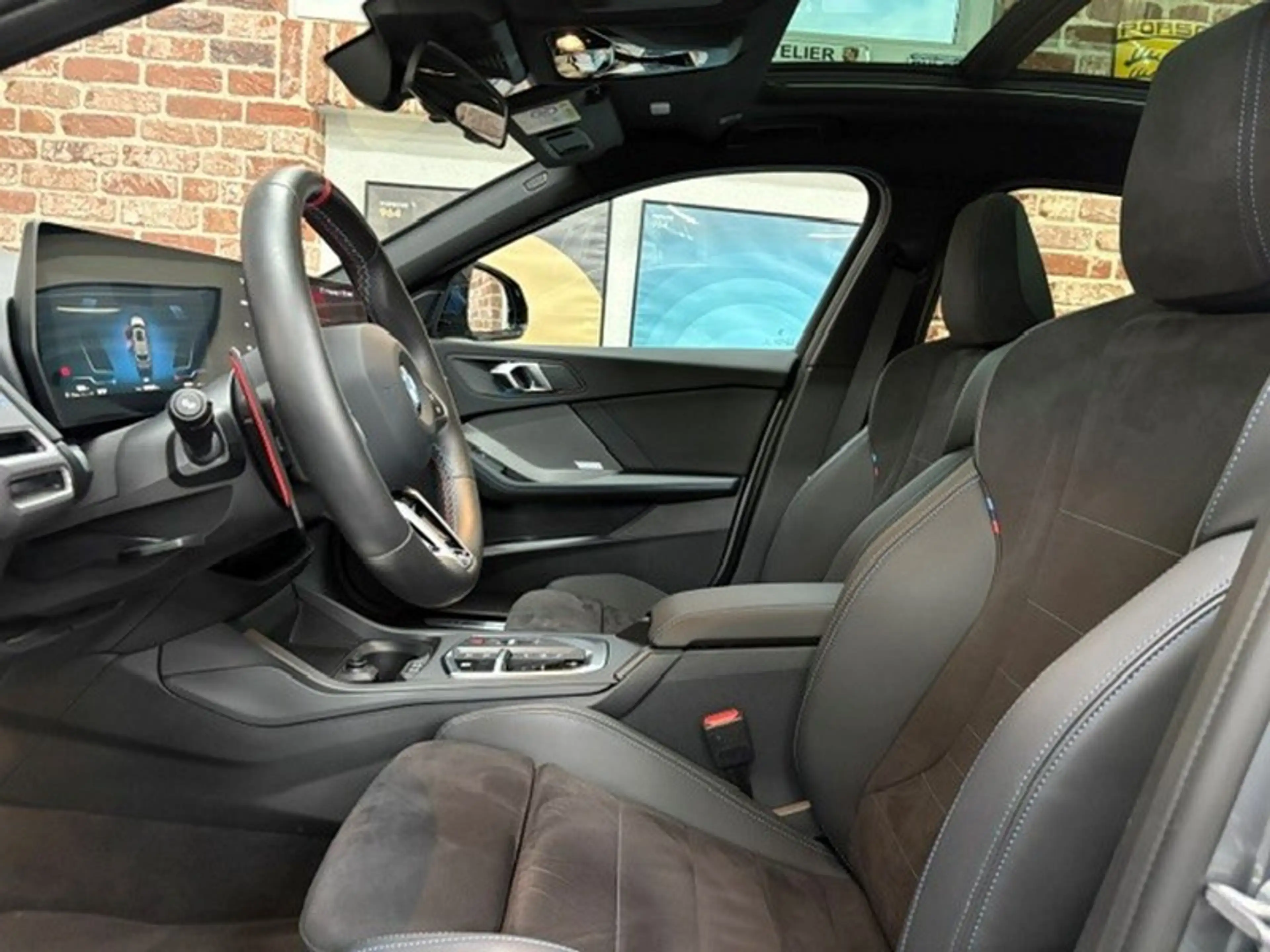 BMW 135 M135iA 2.0 301cv Auto xDrive M-SPORT(New Model) — photo 5