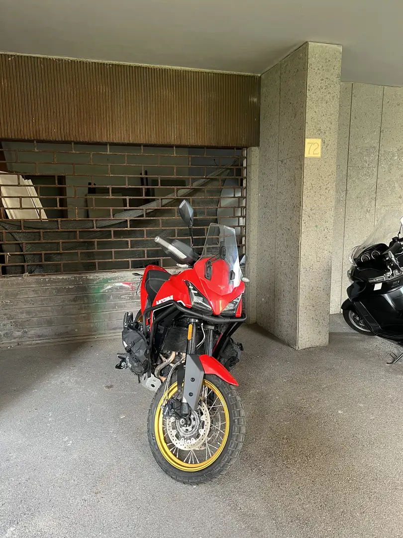 Moto Morini X-Cape Gold wheels Red - 2