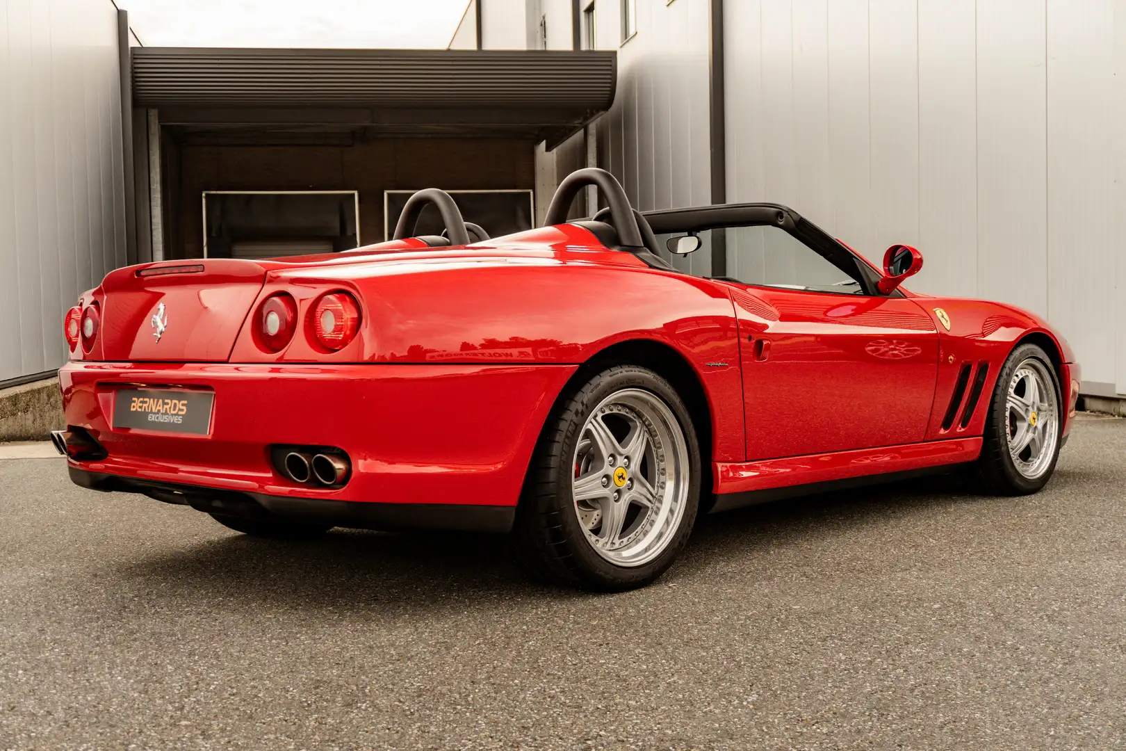 Ferrari 550 Barchetta Pininfarina - Rosso Corsa - 1 of 448 Rood - 2