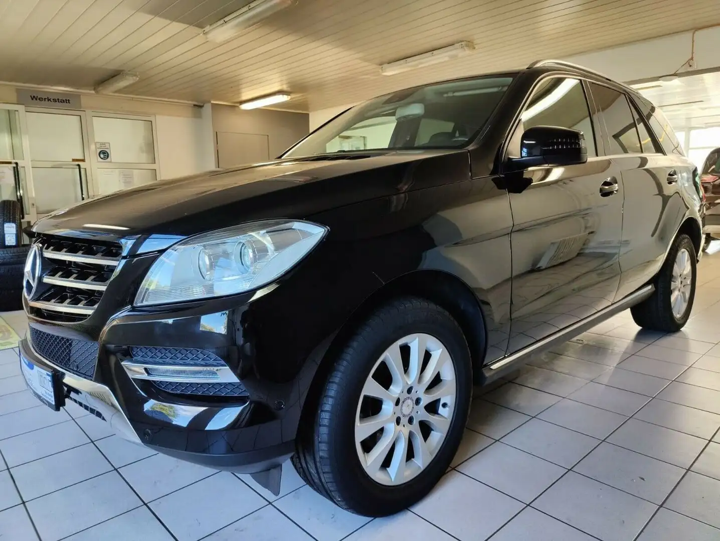 Mercedes-Benz ML 350 CDI BlueTEC *Navi*PDC*Teilleder*Parkassis Schwarz - 1