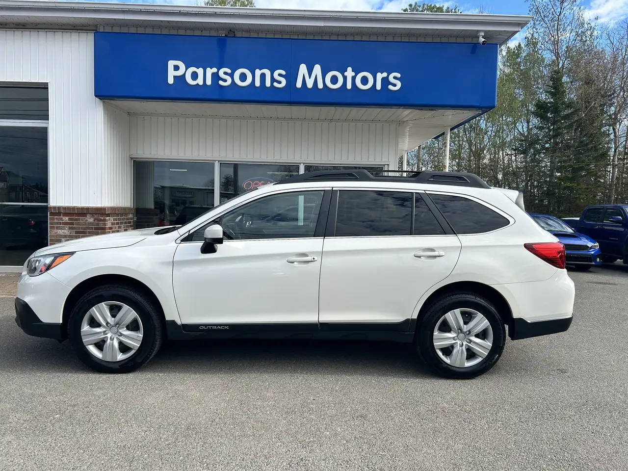 Subaru OUTBACK photo Subaru OUTBACK
