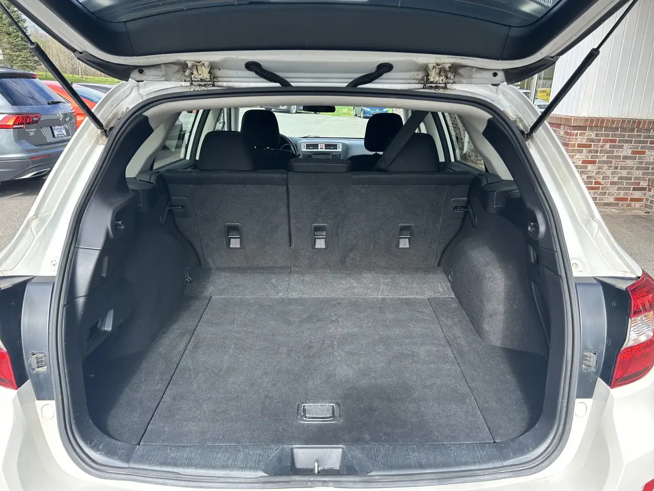 Subaru OUTBACK photo Subaru OUTBACK