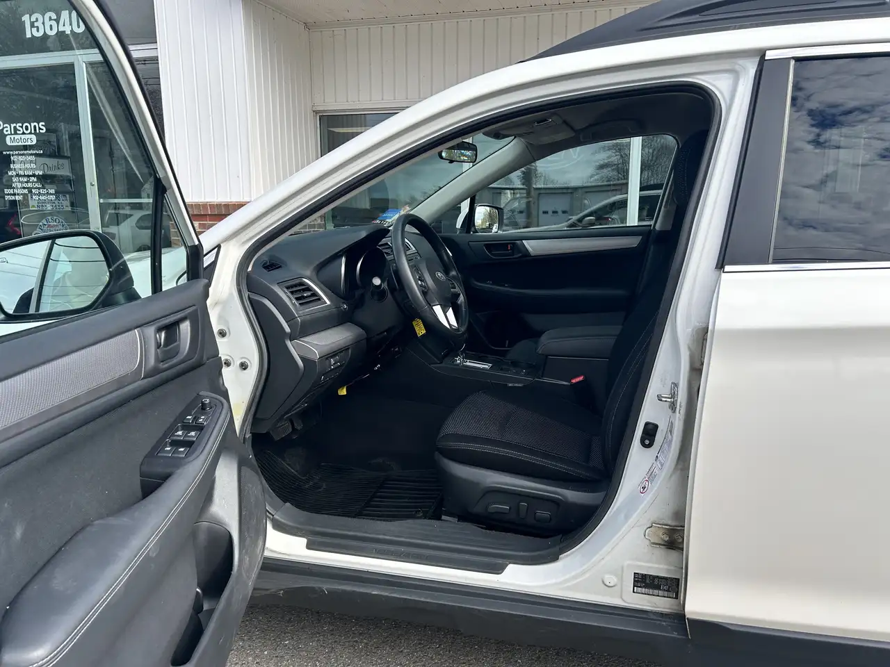 Subaru OUTBACK photo Subaru OUTBACK