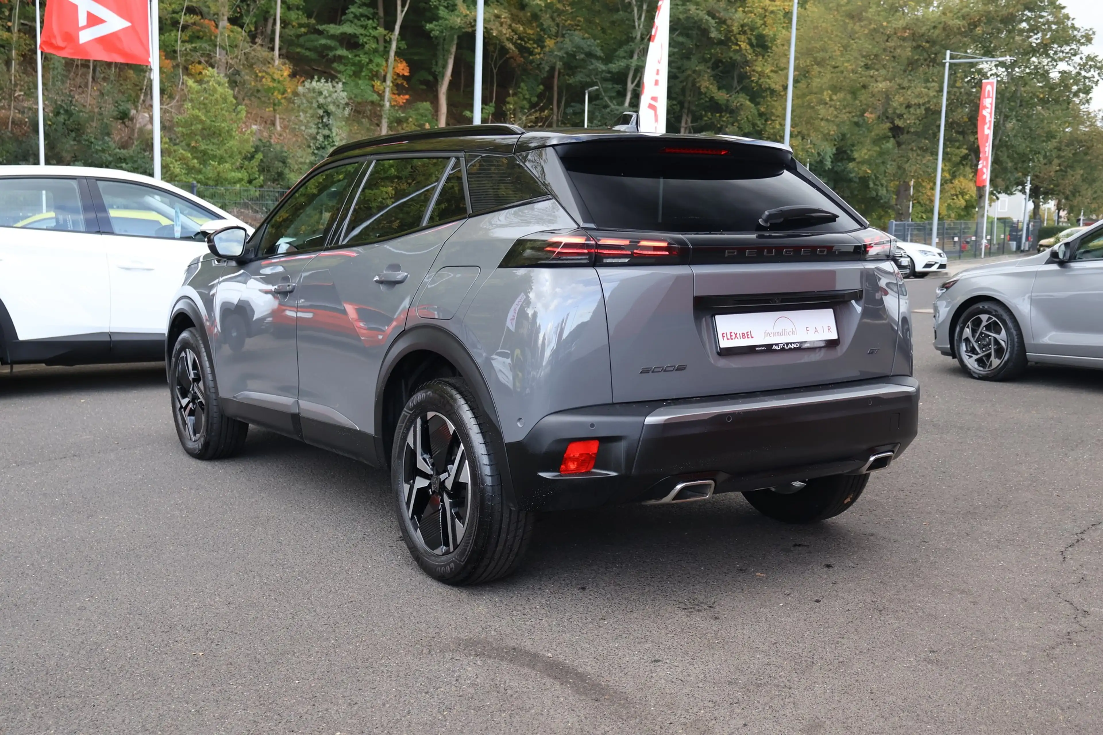 Peugeot 2008 1.2 PureTech GT LED Navi ACC 360° Totwinkel — photo 3