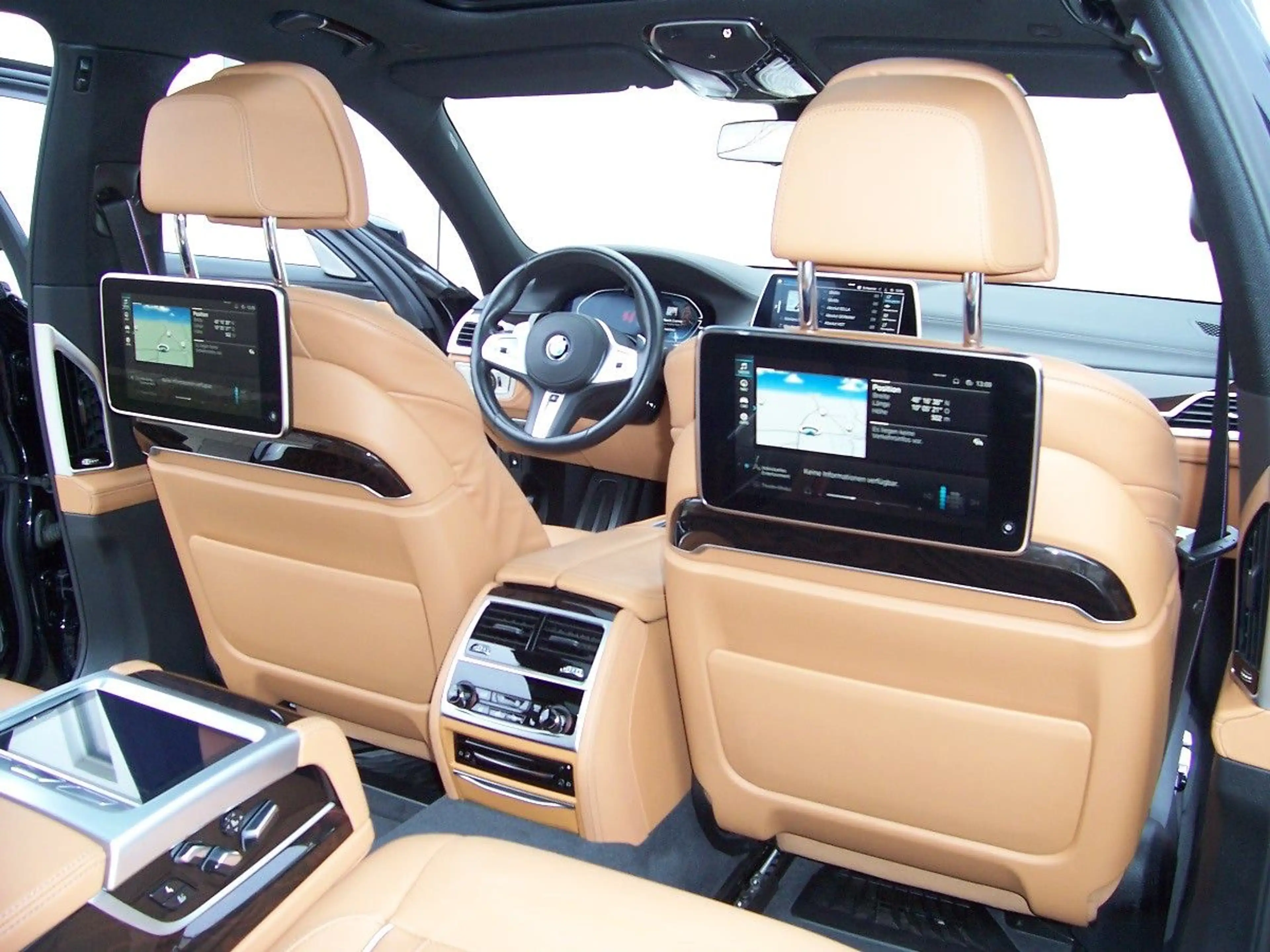 BMW 745 Le xDrive M Sportpaket 3xTV/B&W/SkyPano/Laser — photo 3