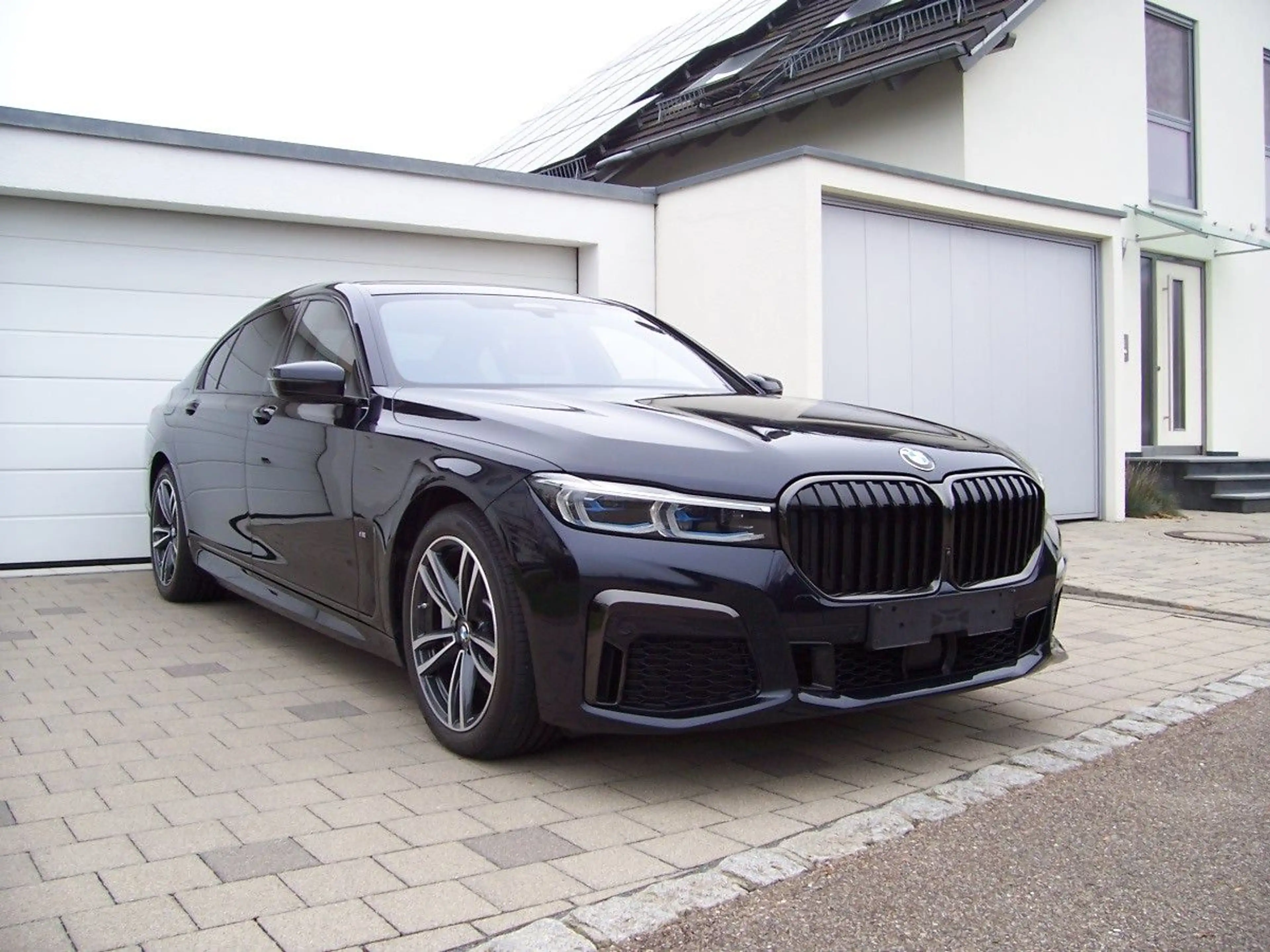 BMW 745 Le xDrive M Sportpaket 3xTV/B&W/SkyPano/Laser — photo 8