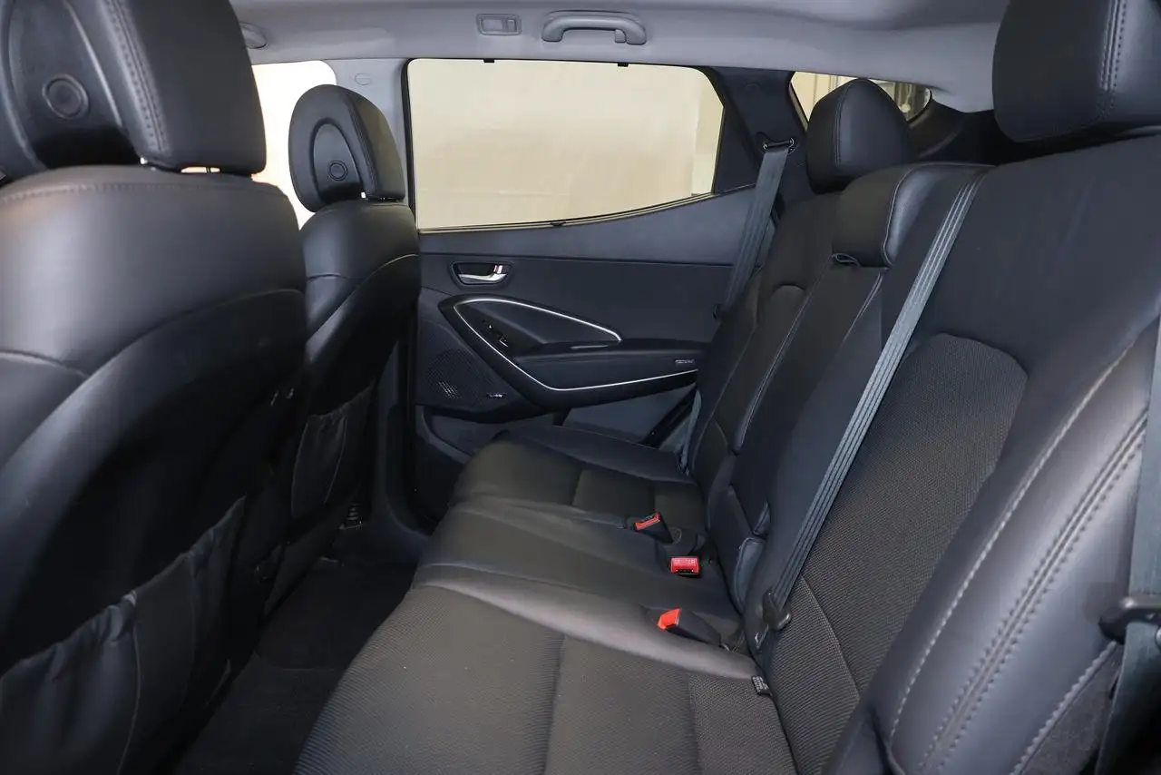 Hyundai SANTA FE снимка Hyundai SANTA FE