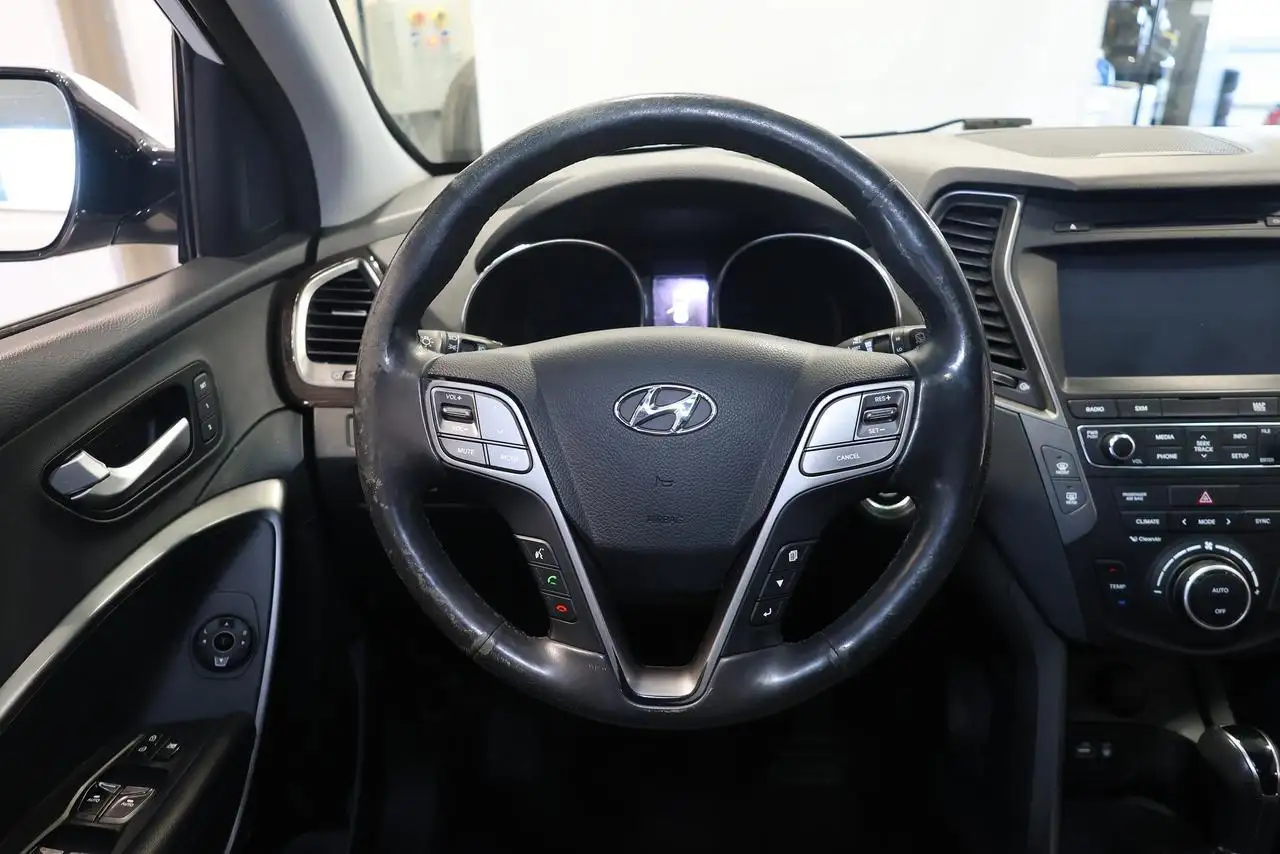 Hyundai SANTA FE снимка Hyundai SANTA FE