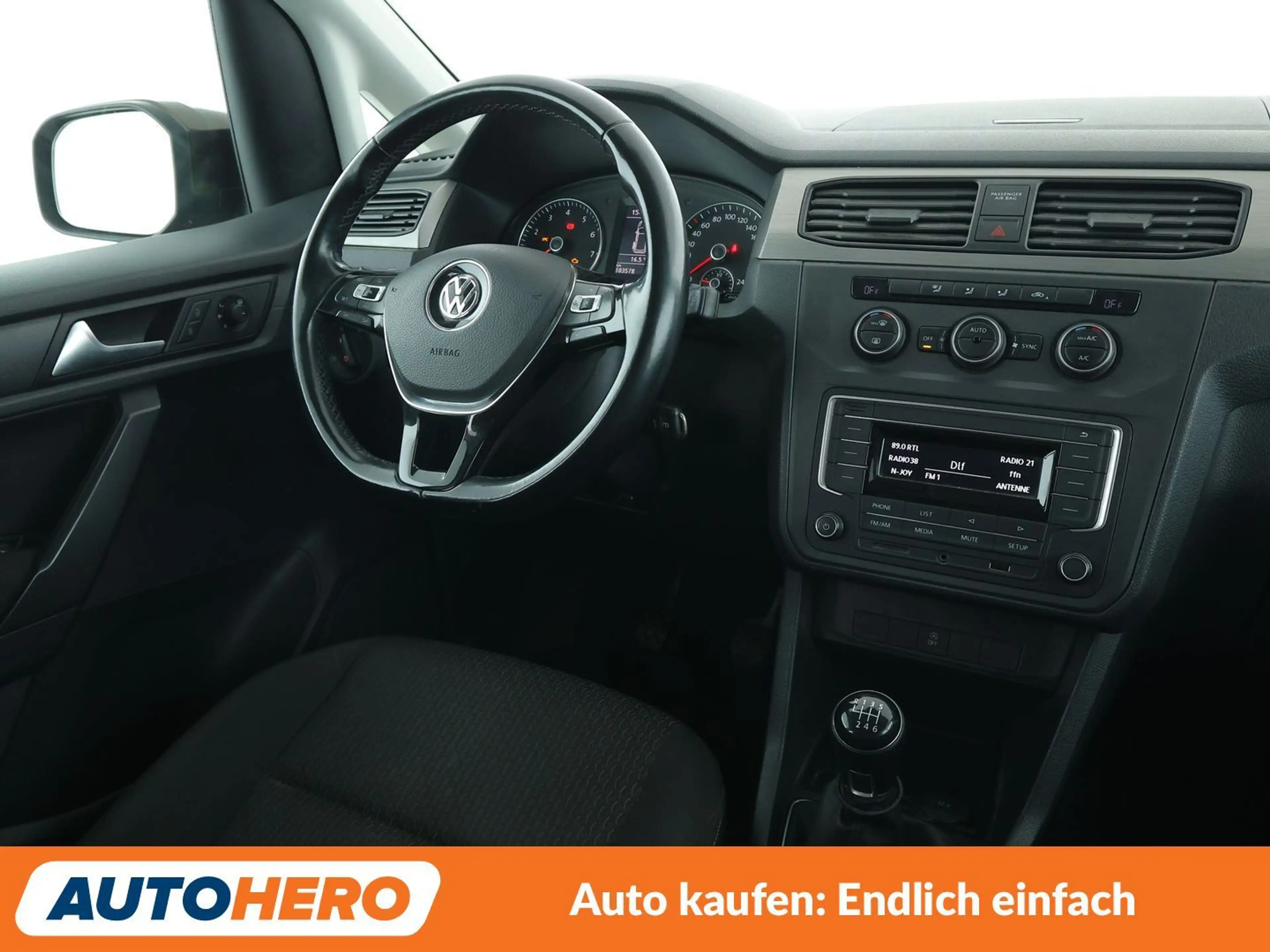 Volkswagen Caddy 1.4 TSI Maxi Trendline BlueMotion Tech *TEMPO*PDC* — photo 13