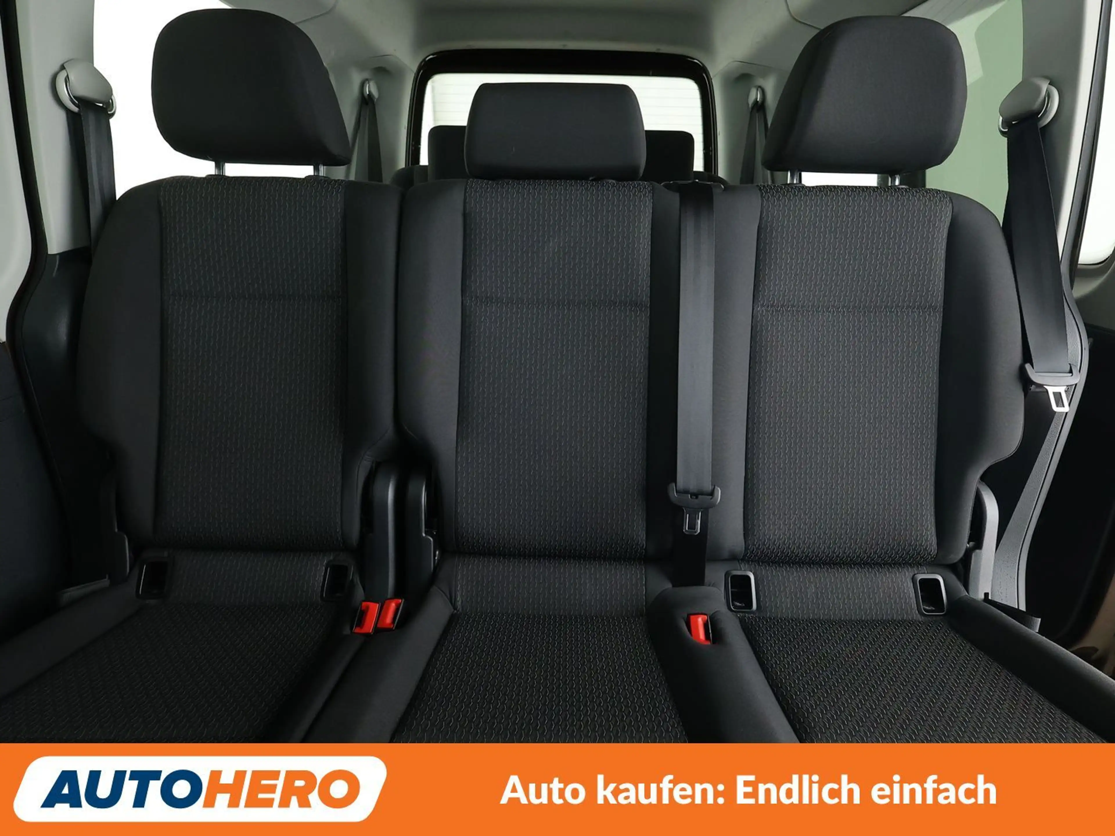 Volkswagen Caddy 1.4 TSI Maxi Trendline BlueMotion Tech *TEMPO*PDC* — photo 15
