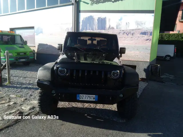 Jeep Wrangler 3p 2.8 crd Sahara