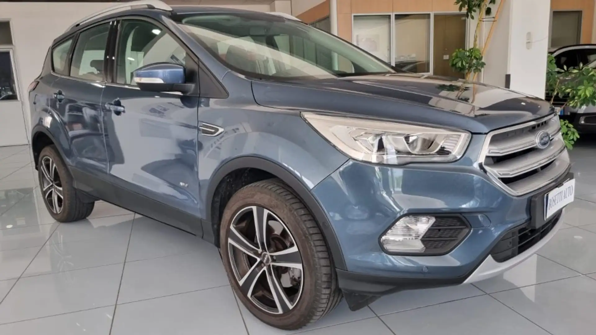 Ford Kuga 2.0 TDCI 150 CV 4WD Business Bleu - 2