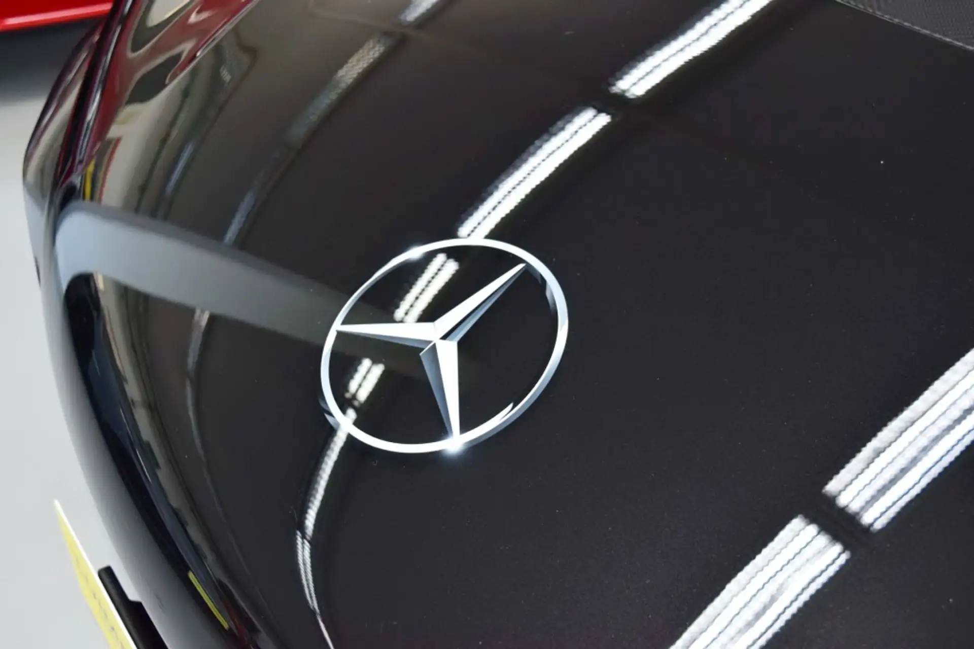 벤츠 ONE Hypercar 2025 검정 사진 4