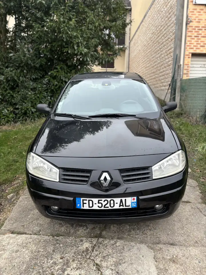 Renault Megane MÃ©gane CoupÃ© 1.6 16V Confort Authentiq