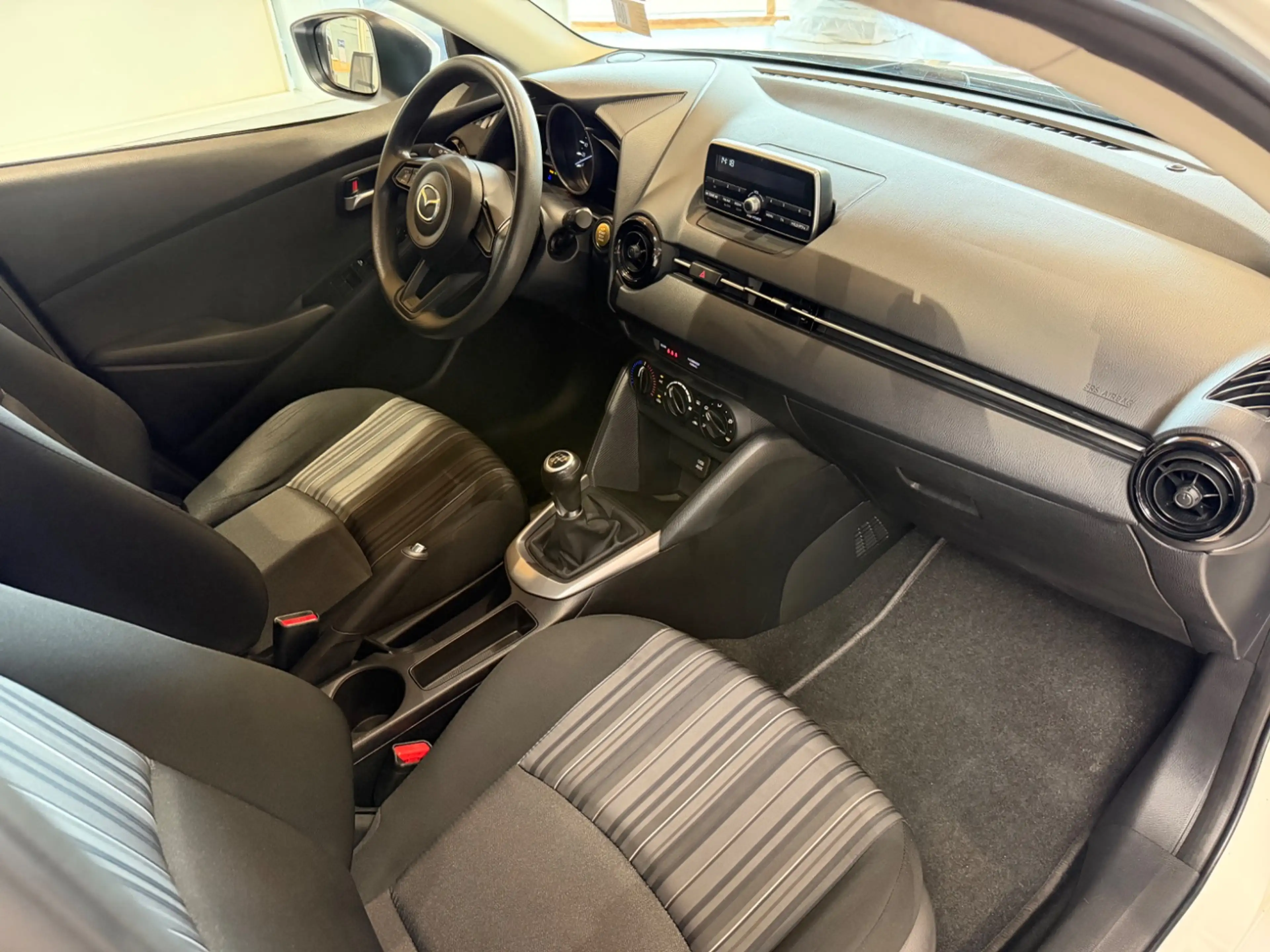 Mazda 2 1.5 SKYACTIV-G 75 Prime-Line — photo 14