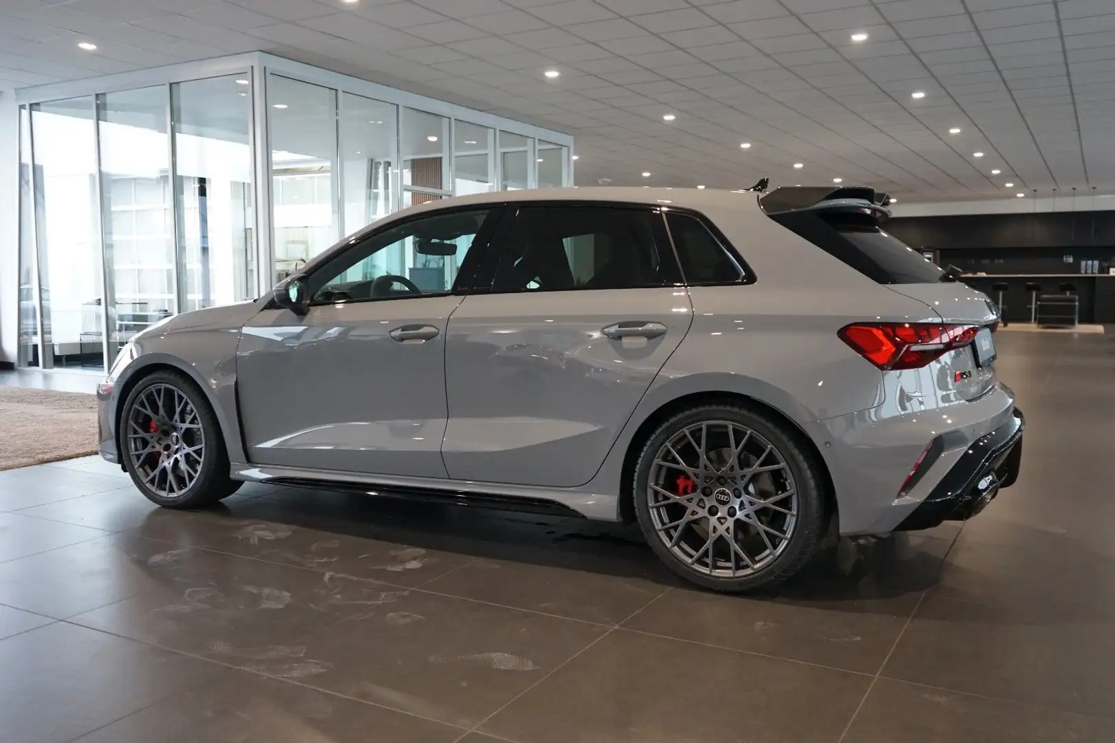 Audi RS3 Sportback | Schalensitze | Carbon | SOFORT Grijs - 2