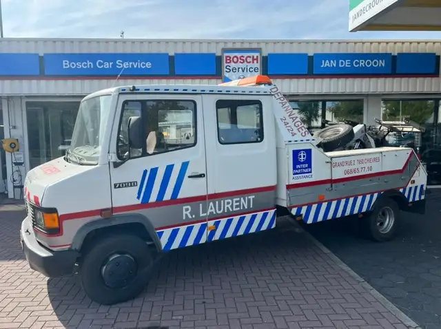 Mercedes-Benz Vario 709D TAKELWAGEN / BERGINGSVOERTUIG #ROBUUST