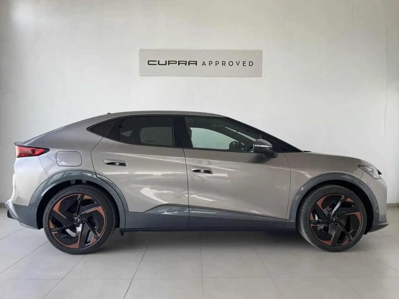 CUPRA Tavascan 2026