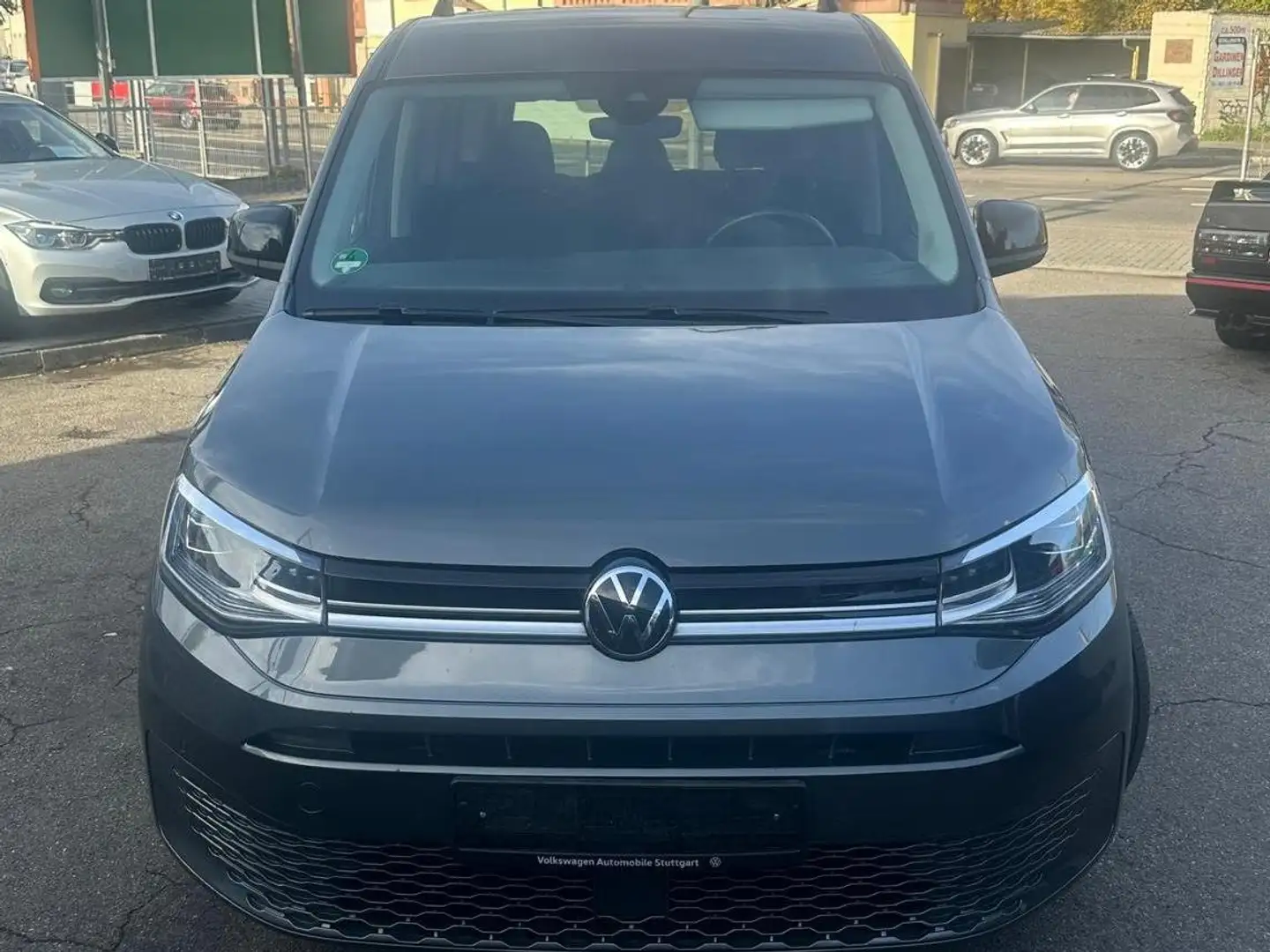 Volkswagen Caddy 1,5TSI Style Tüv bis 08/2027 Grijs - 2